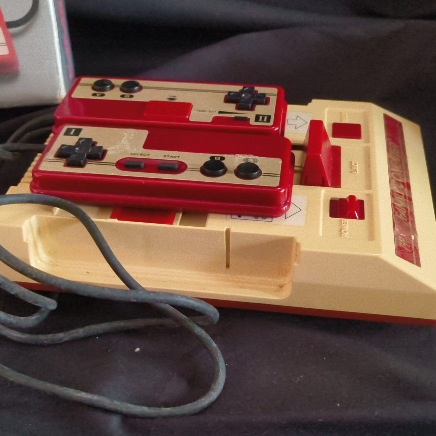 Nintendo Famicom NES HVC-001 Console, PSU, RF switch and Box set, Working-h0916-