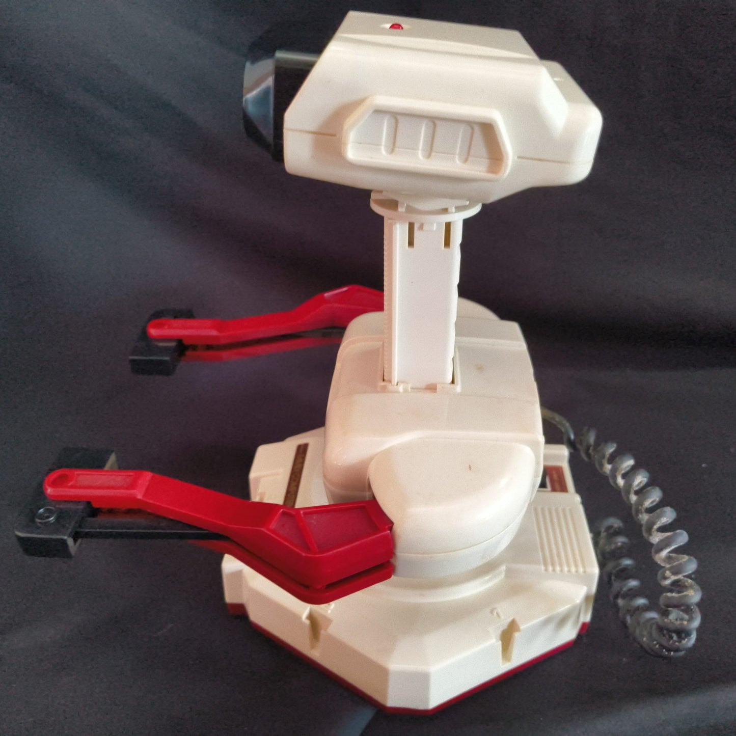 Nintendo Famicom ROB Robot HVC-012 Boxed – Arm Moves Sideways Only, Parts/Repair