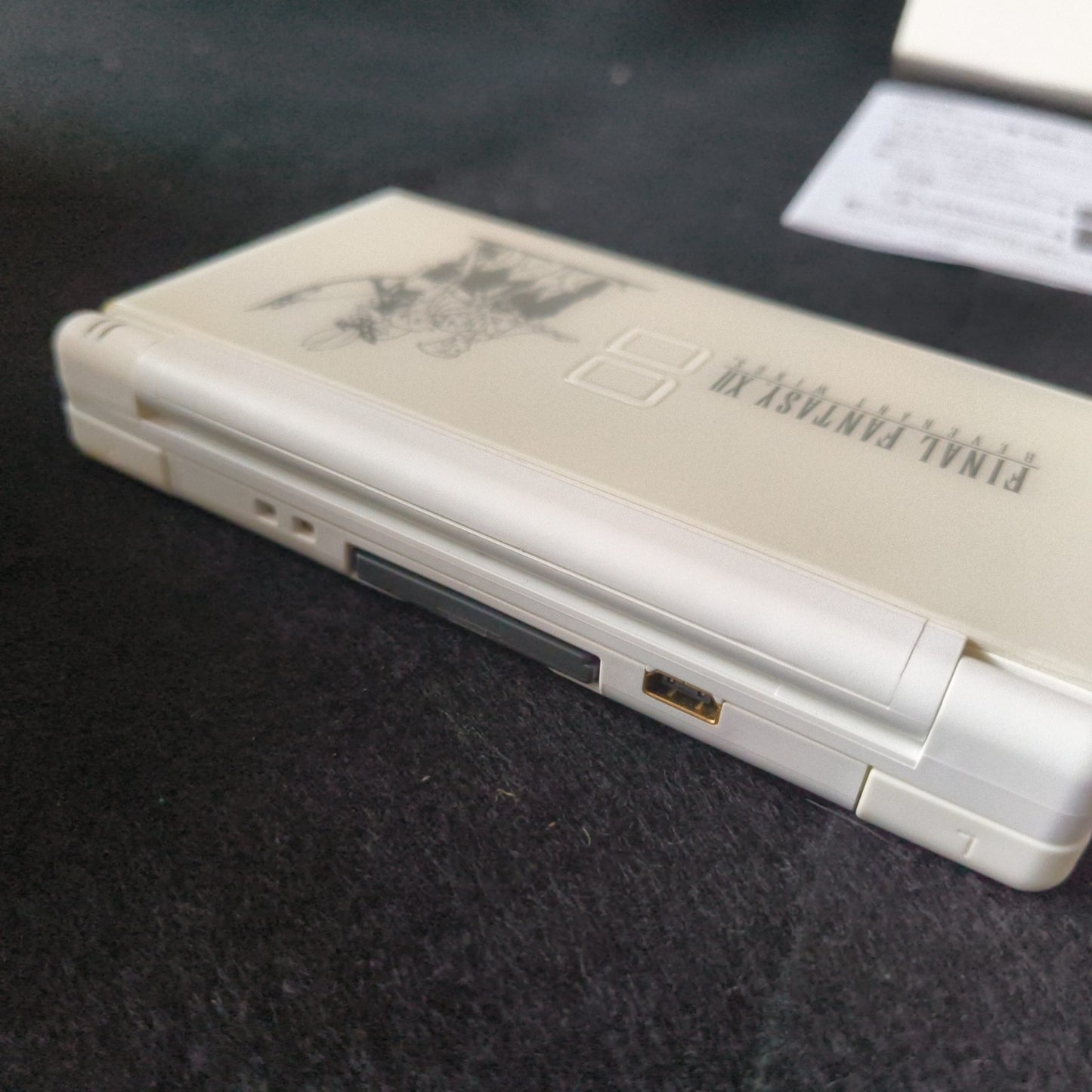 Nintendo DS Lite FINAL FANTASY XI Revenant Wings Limited Edition console, Japan