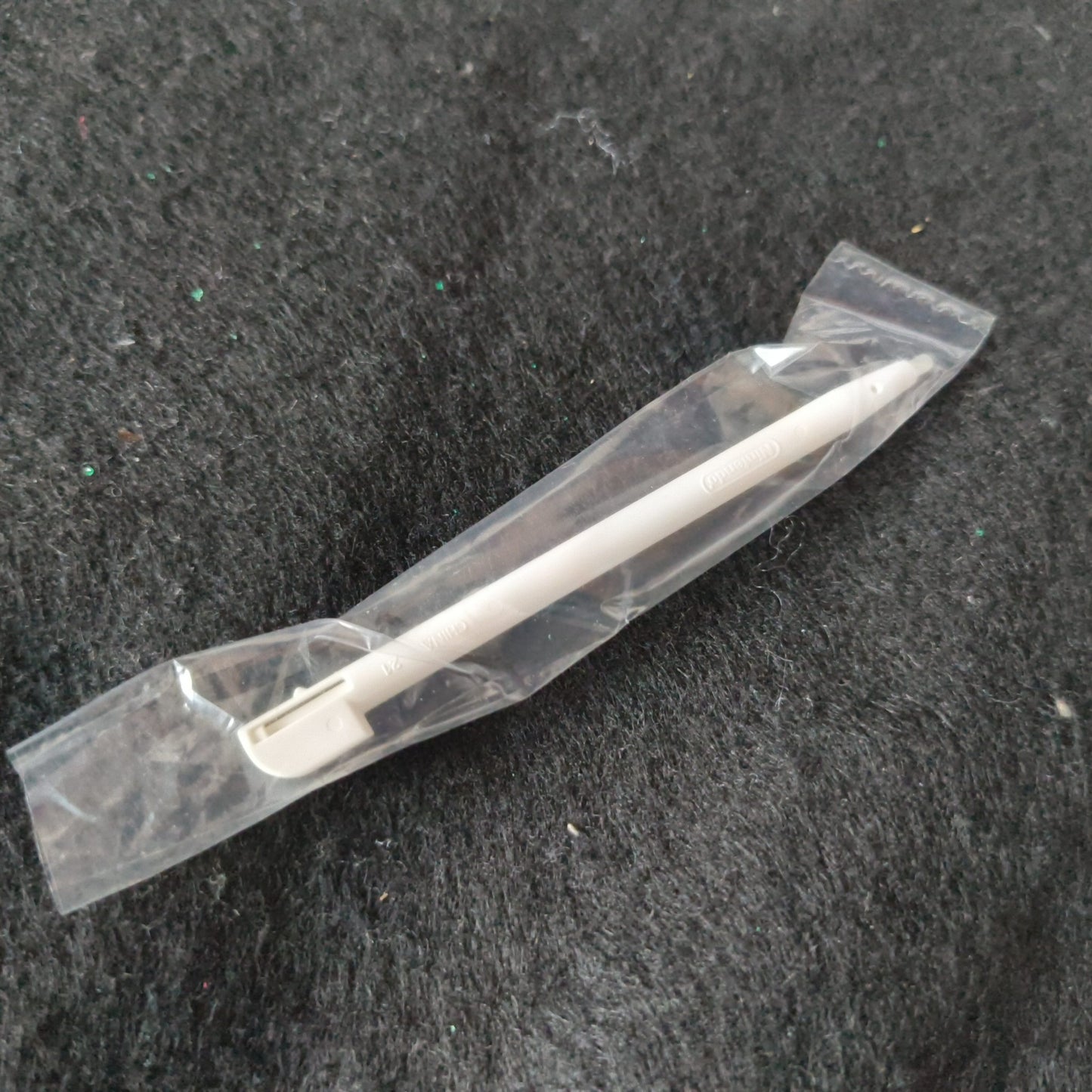 Nintendo DS Lite FINAL FANTASY XI Revenant Wings Limited Edition console, Japan