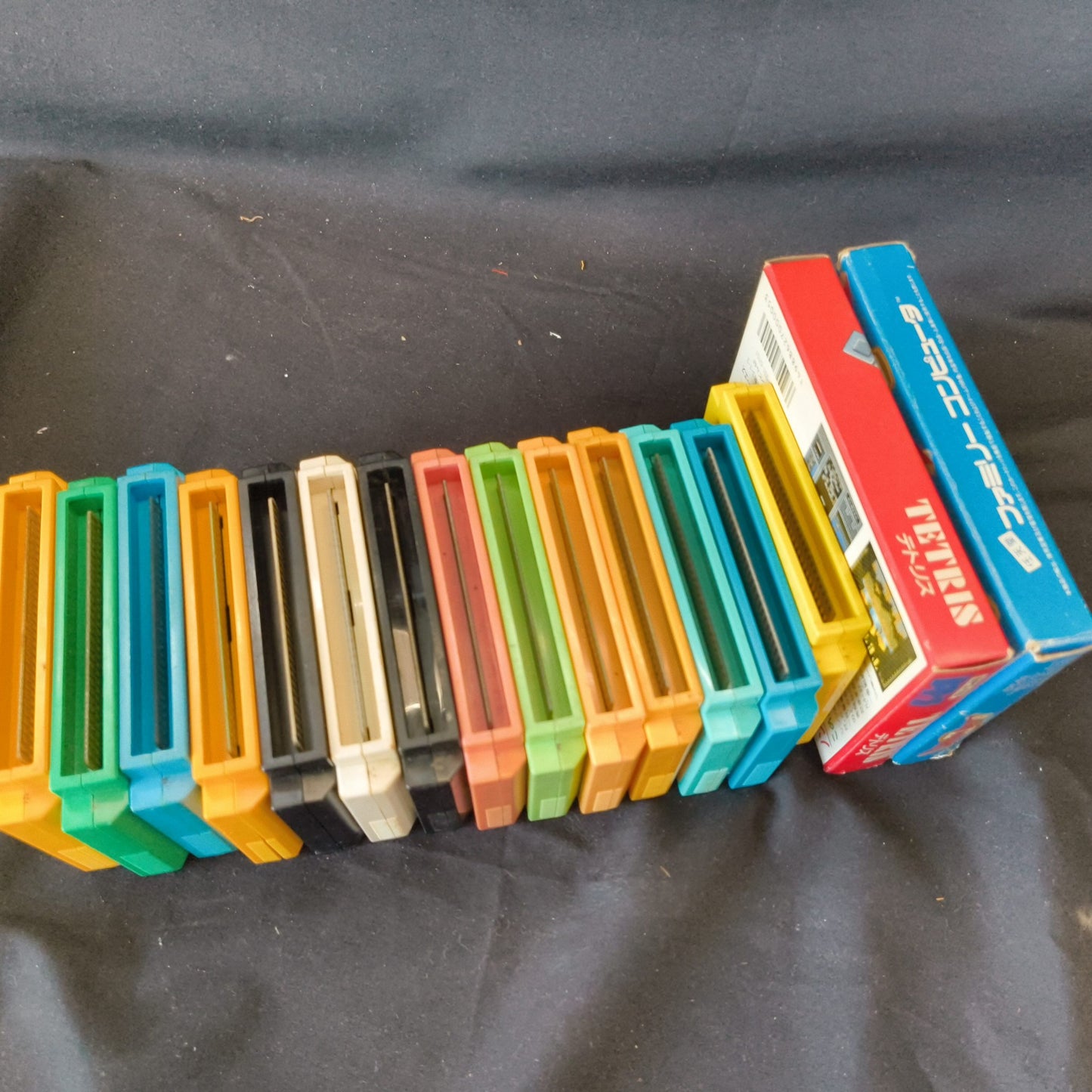 Wholesale lots of 16 Nintendo Famicom FC NES Game Cartridges set, Japan, AS-IS