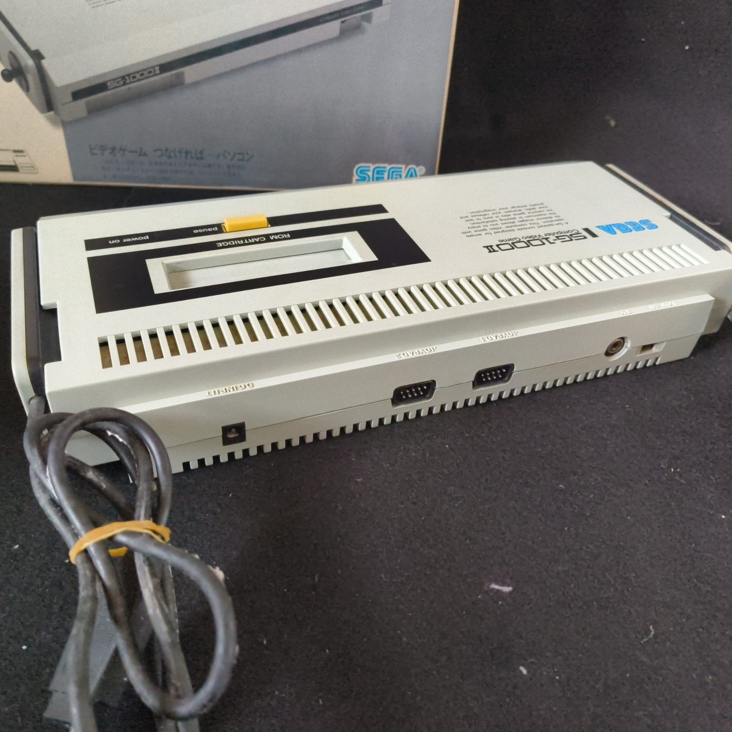 Defective, SEGA SG-1000Ⅱ CONSOLE System, two pads and Box set,