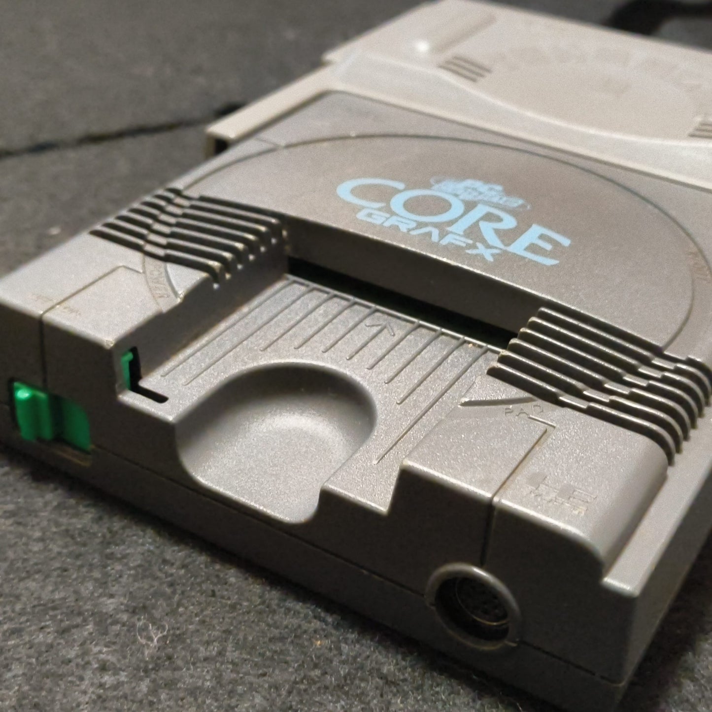 NEC PC Engine Coregrafx Console PI-TG3 and pad set, Working, Japan -h1102-1