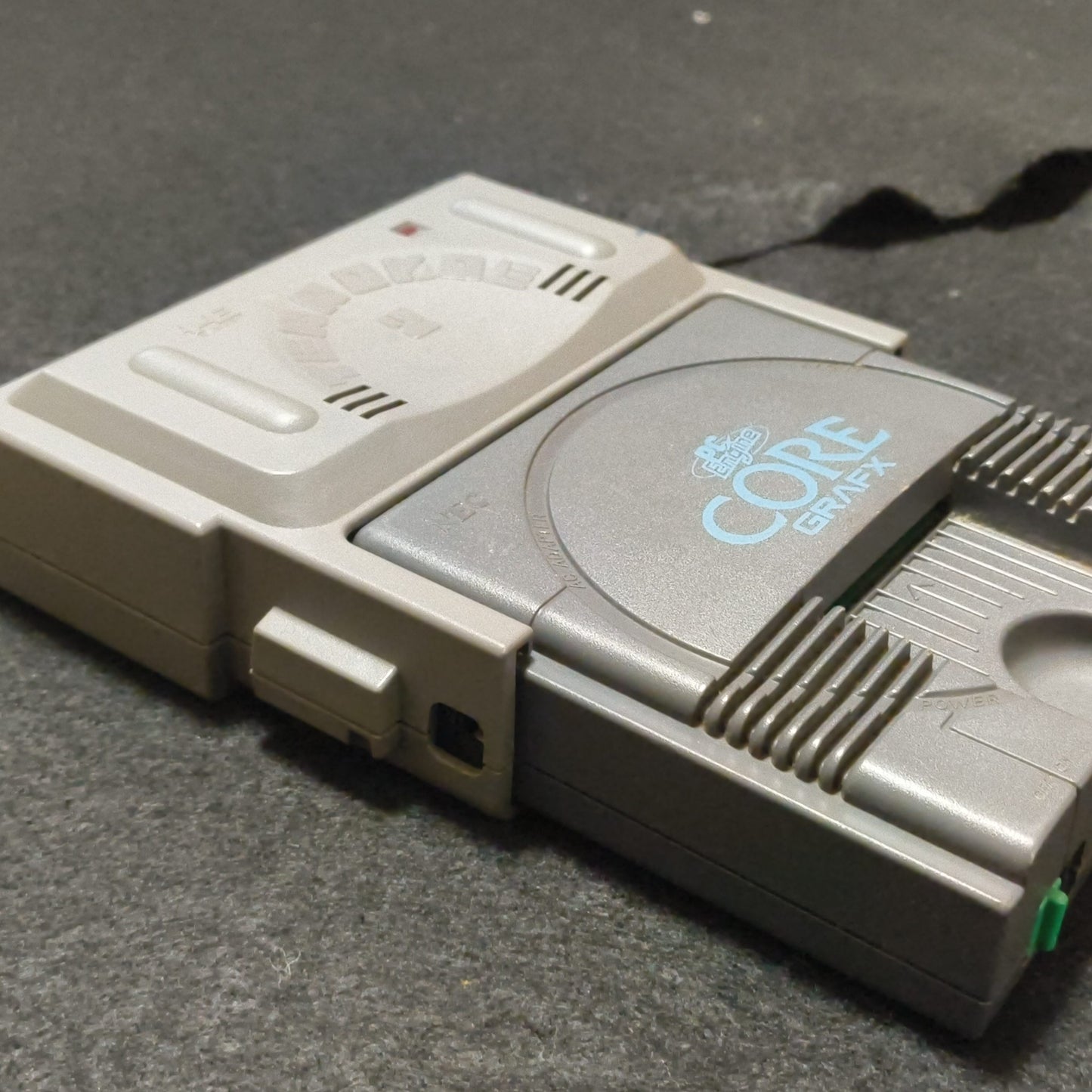 NEC PC Engine Coregrafx Console PI-TG3 and pad set, Working, Japan -h1102-1