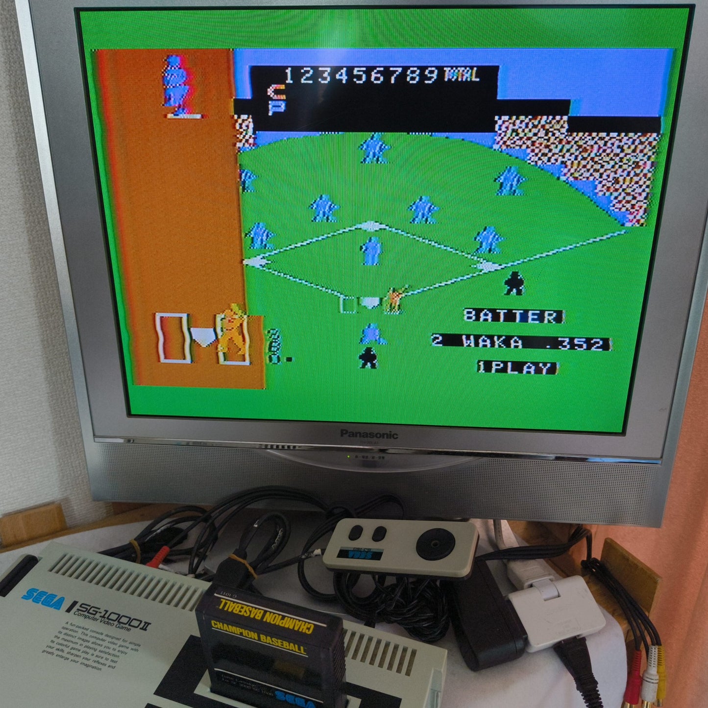 Defective, SEGA SG-1000Ⅱ CONSOLE System, two pads and Box set,