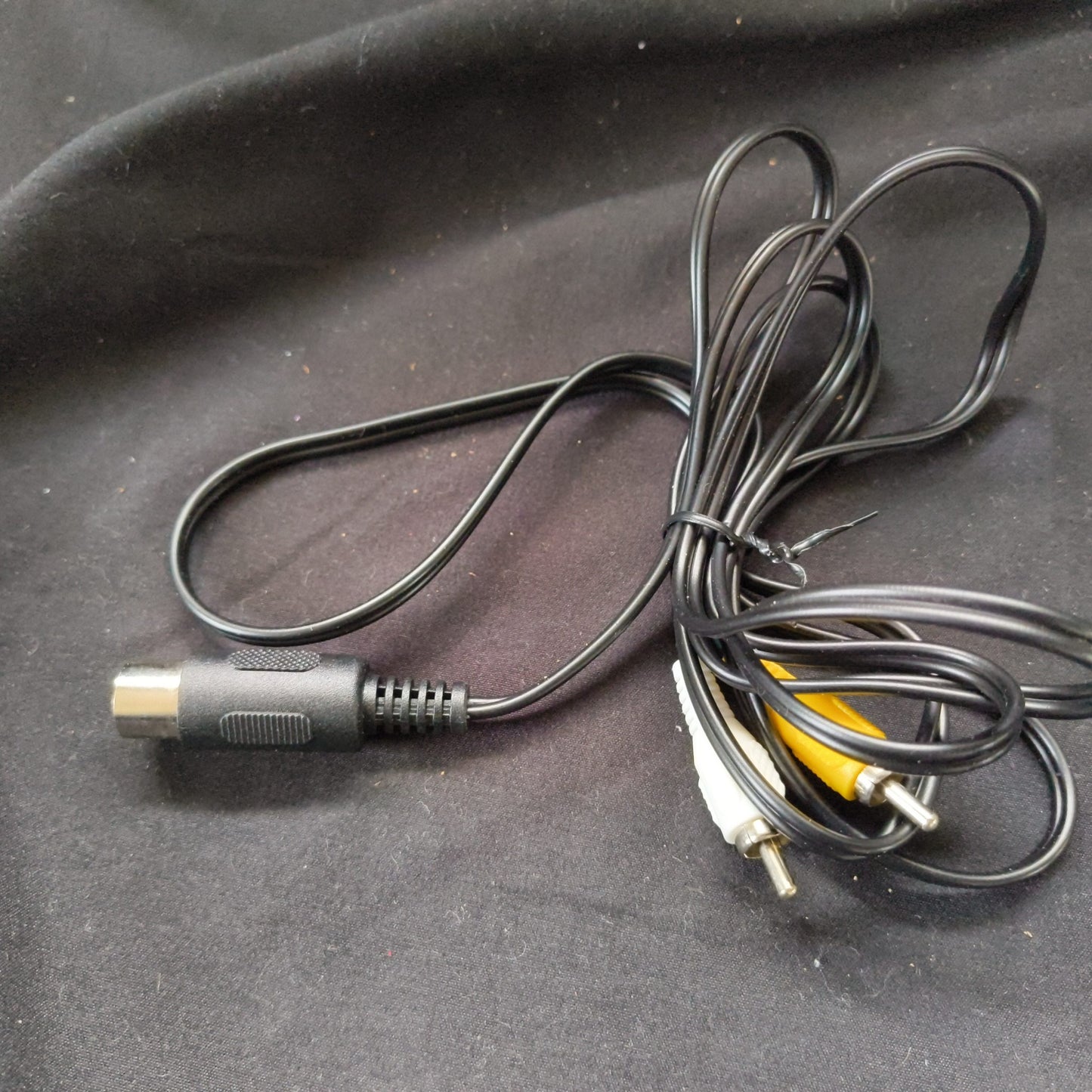 SEGA MARK 3 III CONSOLE (Sega Master System) ,w/Pads, PSU, AV cable Box, Working