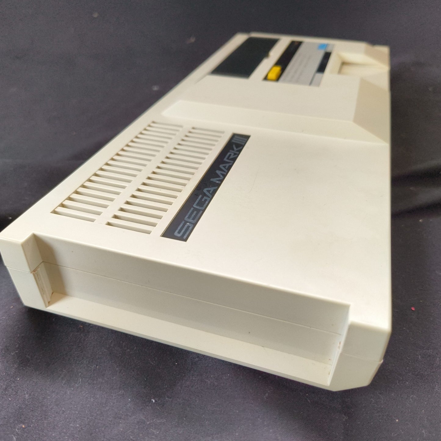 SEGA MARK 3 III CONSOLE (Sega Master System) ,w/Pads, PSU, AV cable Box, Working