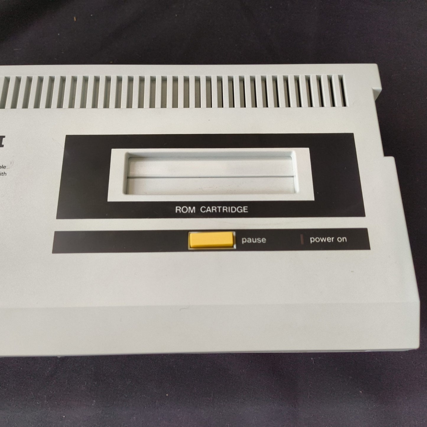 Used, SEGA SG-1000Ⅱ CONSOLE System, two pads ,flyers, Box set, Working, Japan