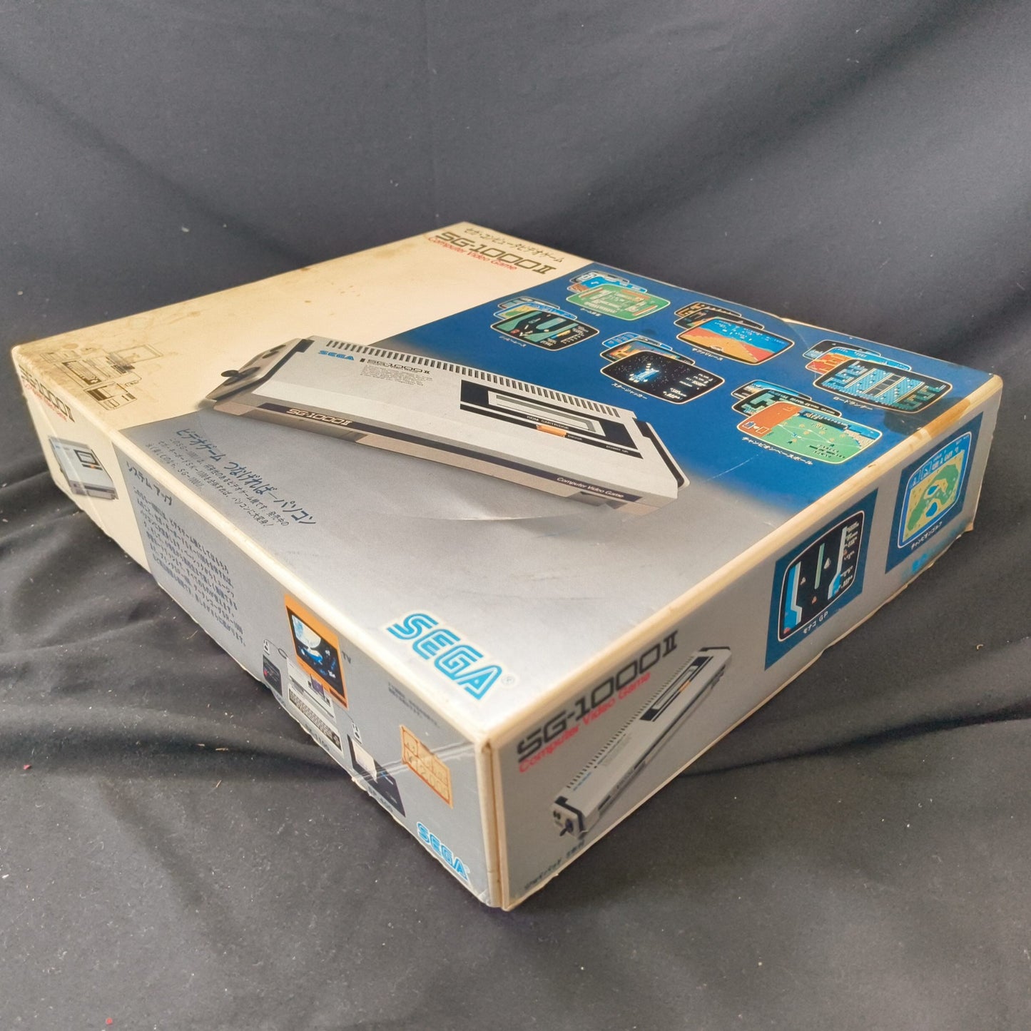 Used, SEGA SG-1000Ⅱ CONSOLE System, two pads ,flyers, Box set, Working, Japan