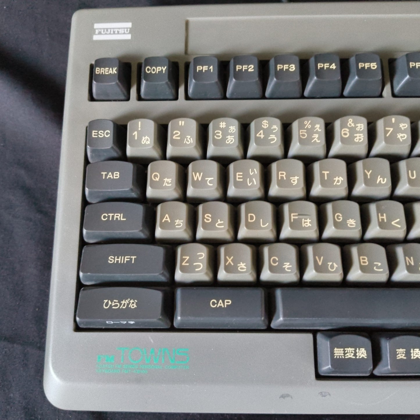 FUJITSU FM Towns /MARTY Original JIS KEYBOARD FMT-KB105, working-h1110-
