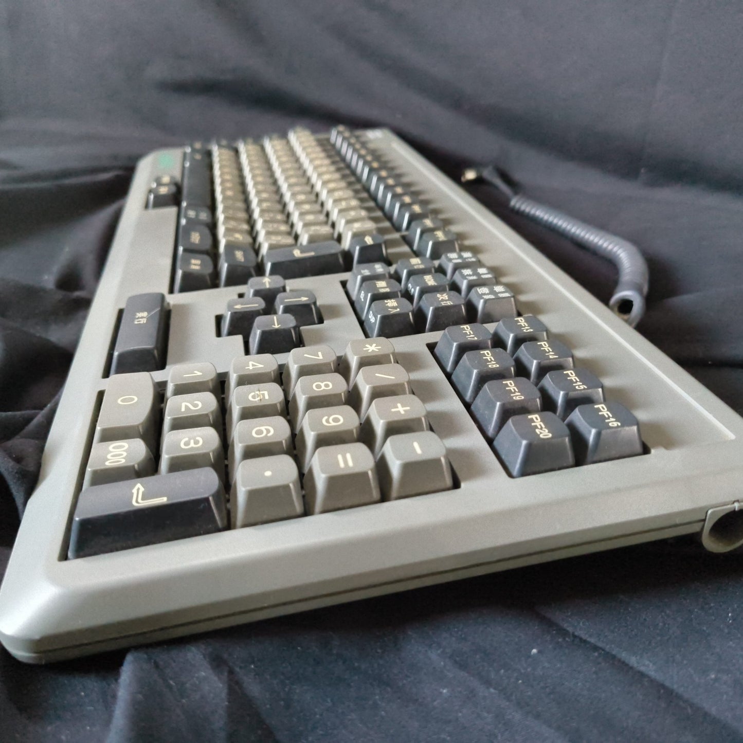 FUJITSU FM Towns /MARTY Original JIS KEYBOARD FMT-KB105, working-h1110-