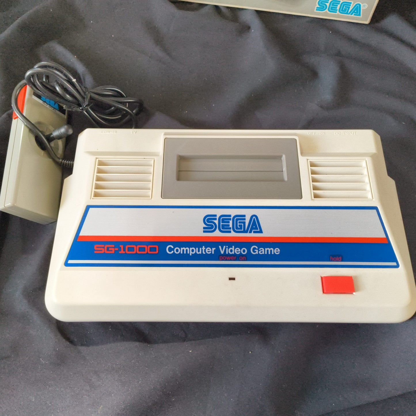 SEGA SG-1000 SG1000 CONSOLE system, PSU and Pad in the Box set Working, Japan