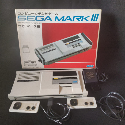 SEGA MARK 3 III CONSOLE (Sega Master System) ,w/Pads, PSU, Box, Working, Japan