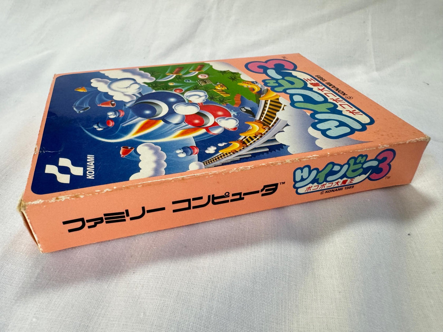 TWINBEE 3 Poko Poko Nintendo Famicom FC Cart w/Box Japan Twin bee-g1126-