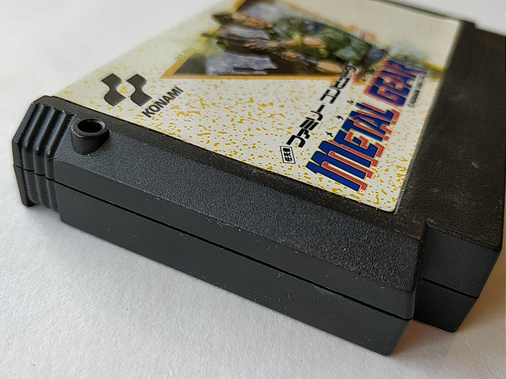 METAL GEAR Nintendo Famicom FC NES Cartridge only tested -b313- - Hakushin Retro Game shop