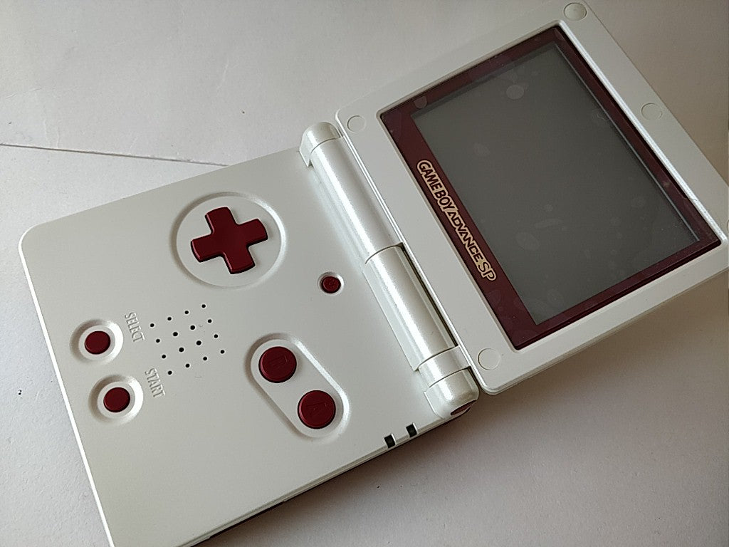 Nintendo GAMEBOY ADVANCE SP Console Famicom color edition,Charger game set-b318- - Hakushin Retro Game shop