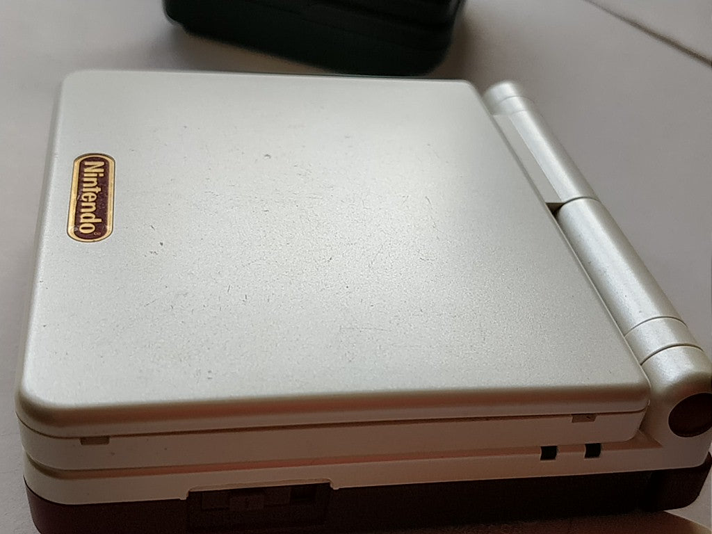 Nintendo GAMEBOY ADVANCE SP Console Famicom color edition,Charger game set-b318- - Hakushin Retro Game shop