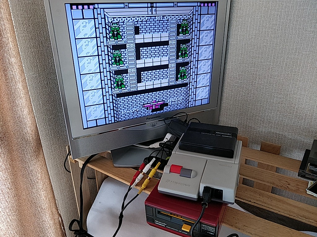 Nazo no Kabe Block Kuzushi FAMICOM DISK SYSTEM FDS Gamedisk and Box set -d0114- - Hakushin Retro Game shop