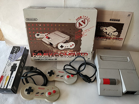 Nintendo New (AV) Famicom (NES2).Console,2 Pads,Manual,Game,Boxed tested-d0130-