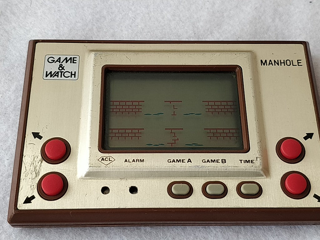 Vintage Nintendo Game & Watch Manhole (utility hole) Handheld game tested-d0303-
