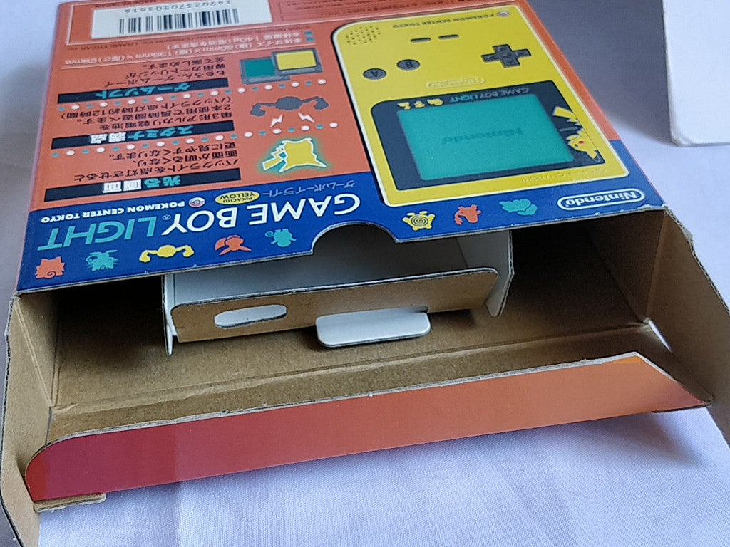Nintendo Gameboy Light Pokemon Pikachu limited edition console set MGB-101-d0531