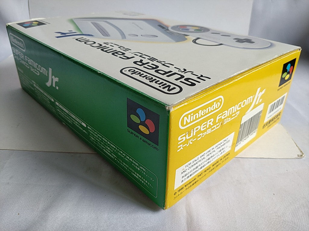 Nintendo Super Famicom Jr. (SNES) Console,Pad,PSU,AV cable, Boxed /tested-d0628-