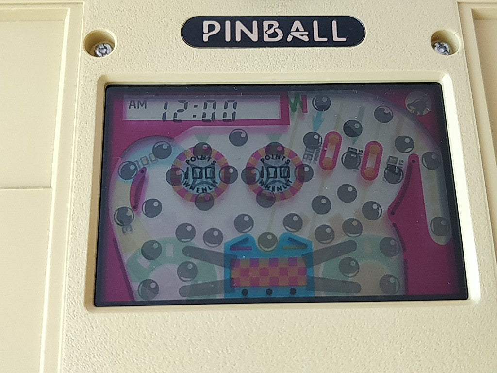 Handheld electronic pinball clearance game