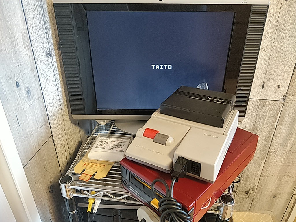 KIKIKAIKAI (KIKI KAIKAI) FAMICOM (NES) Disk System/Game Disk and Box set-d0809