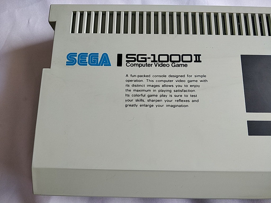 Defective SEGA SG-1000ⅡCONSOLE System, Pads,PSU(AC adapter),Boxed set-d0830-