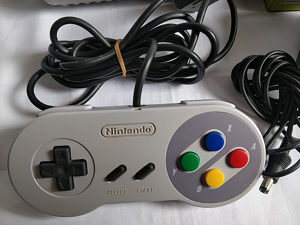 Nintendo Super Famicom Jr. (SNES) Console,Pad,AV cable,Games set/tested-d0608-