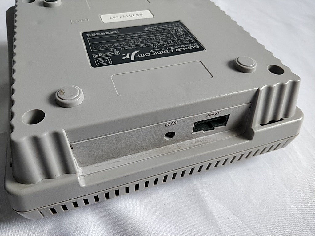 Nintendo Super Famicom Jr. (SNES) Console,Pad,AV cable,Games set/tested-d0608-