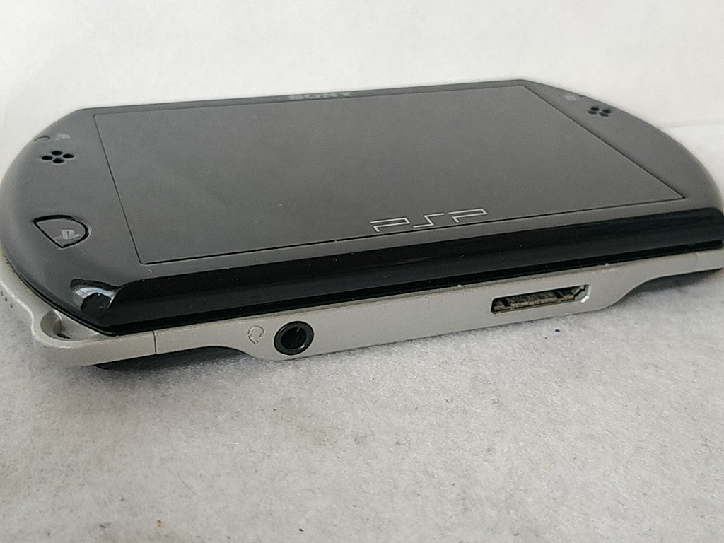 SONY PSP Go Playstation Portable console, manual, battery cable, Boxed -e0810-