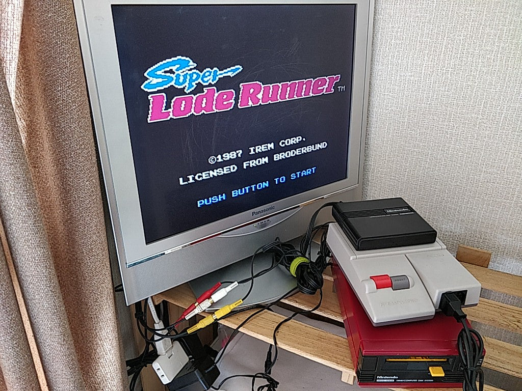 Super Lode Runner FAMICOM (NES) Disk System, Game disk, Manual and box set-e0914
