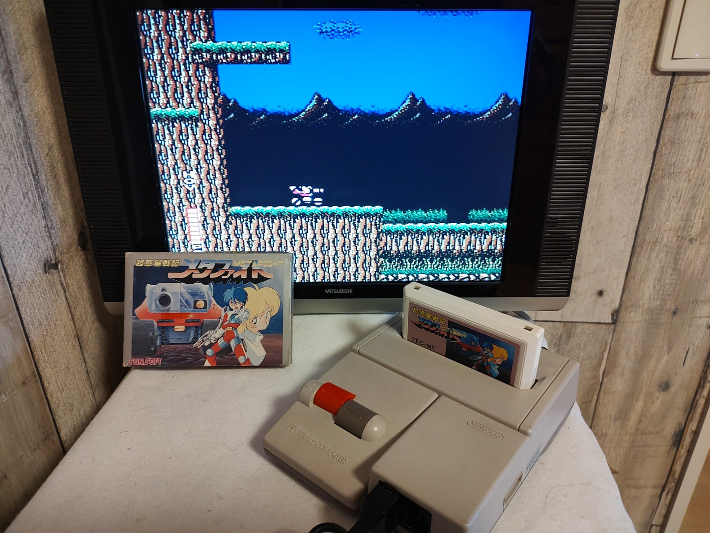 Cho Wakusei Senki META FIGHT Nintendo FAMICOM(NES) Cartridge, Manual, Box-e1121-