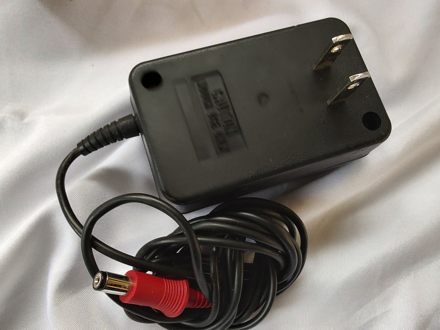 AC Adapter HVC-025 for Nintendo Famicom Disk System with Box, Not tested-e1228-2