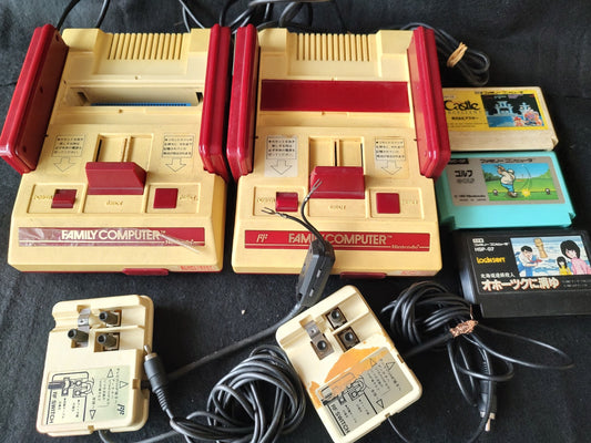 Nintendo Famicom NES HVC-001 Two Consoles, RF Switch, Games set, tested -f0128-