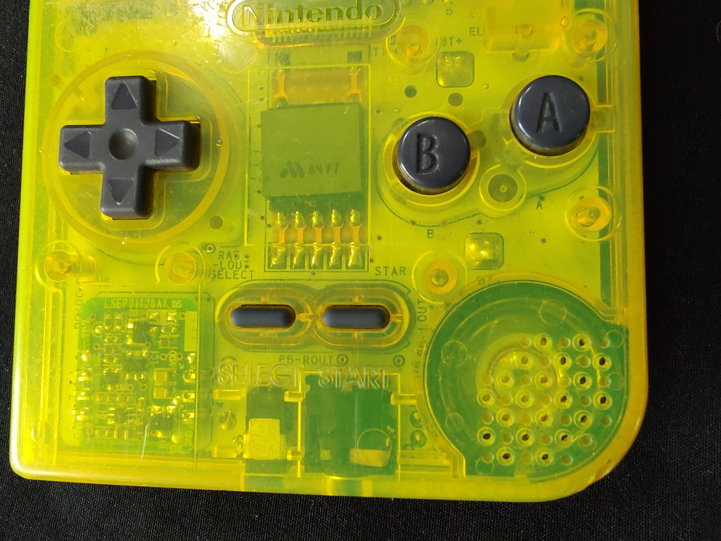 Limited Clear Yellow Toys'r us Nintendo Gameboy Light console, working-f0224-