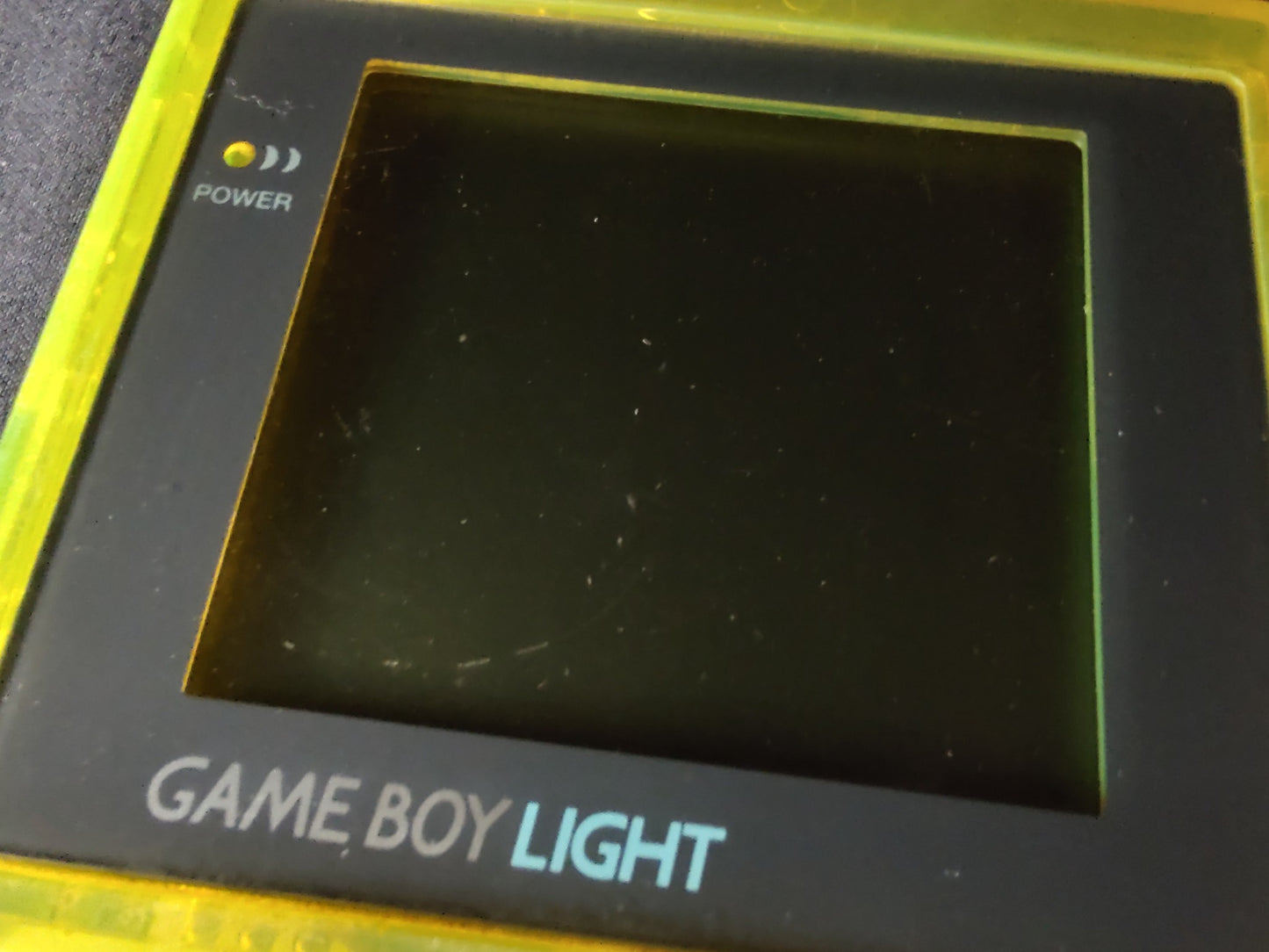 Limited Clear Yellow Toys'r us Nintendo Gameboy Light console, working-f0224-