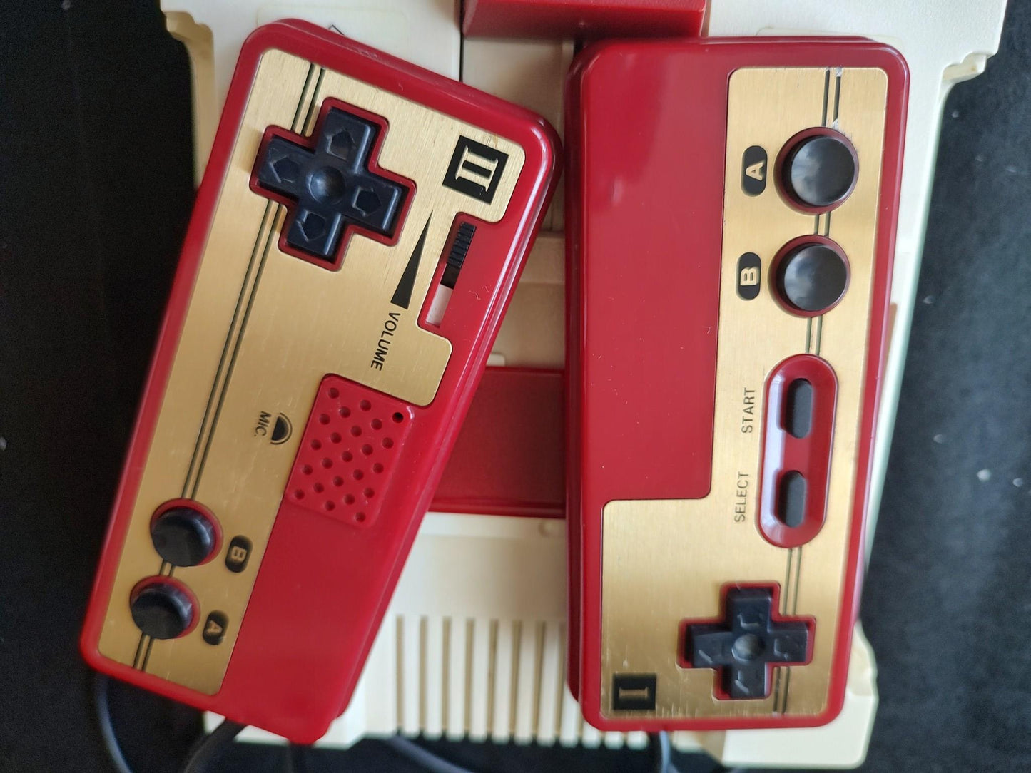 Nintendo Famicom NES HVC-001 Console, PSU, Manual, Flyer set, Working -f0603-