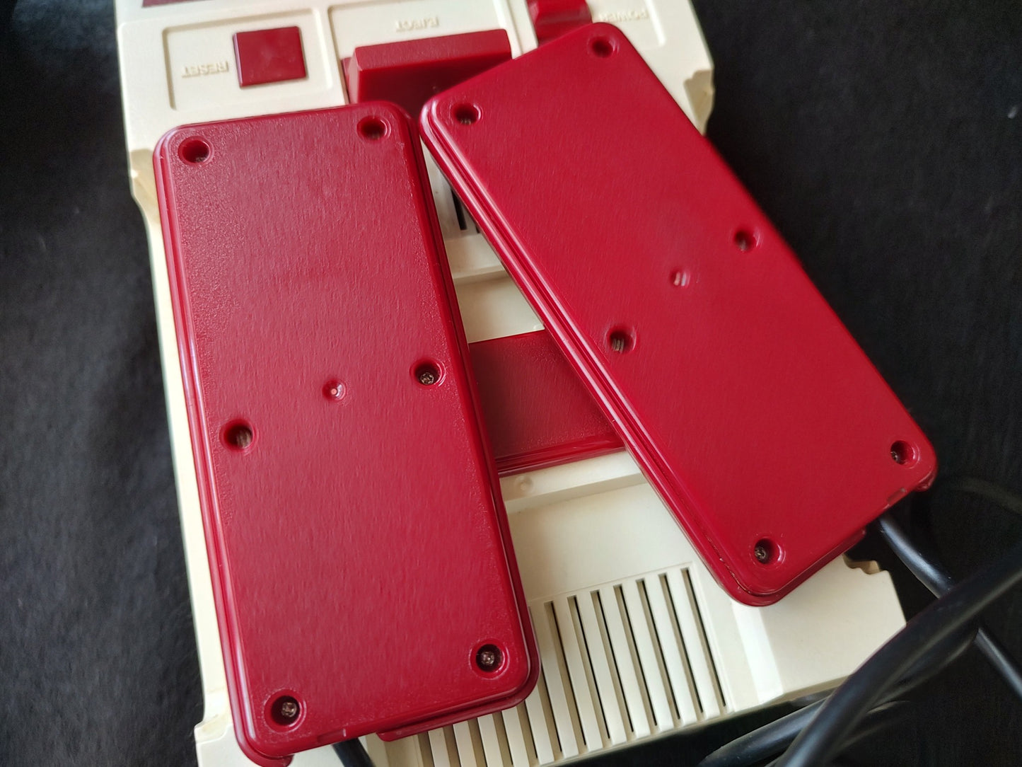 Nintendo Famicom NES HVC-001 Console, PSU, Manual, Flyer set, Working -f0603-