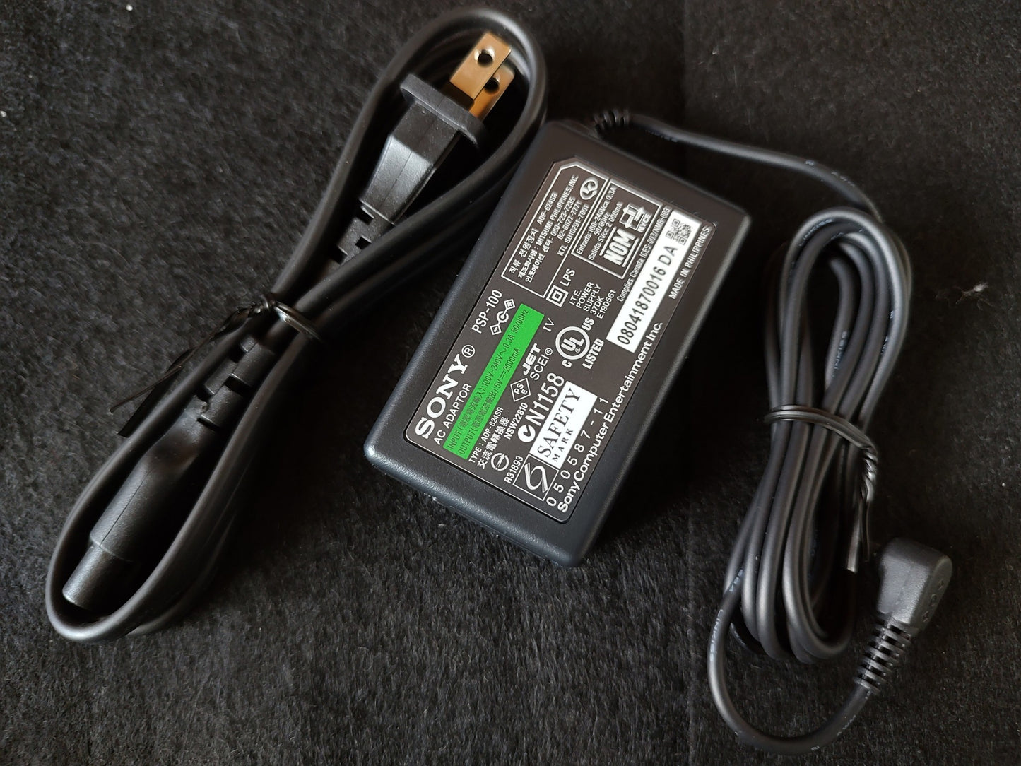 SONY PSP-2000 PSP NEO ZEON RED Gillen's Ambition Special Pack, working-f0725-