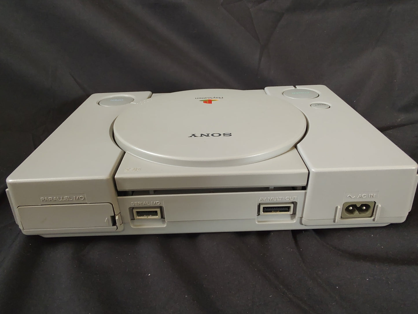 Sony PlayStation 1 Console PS1 NTSC-J w/Power and AC cable, Pads, working-f0815-