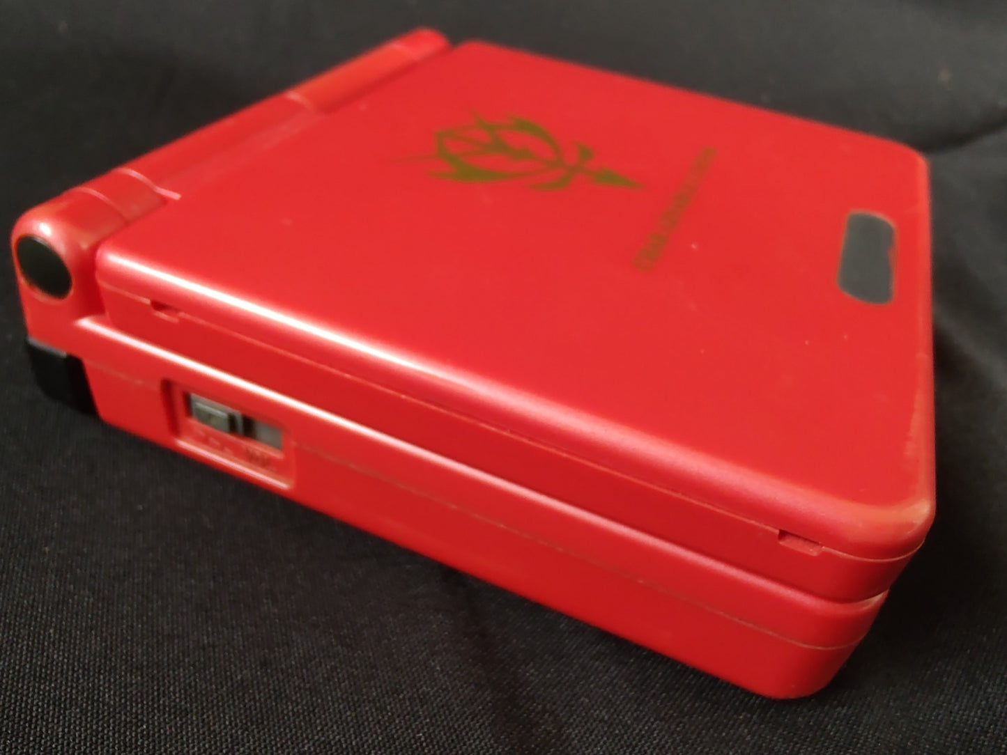 GUNDAM Exclusive use of Char LIMITED EDITION GAMEBOY ADVANCE SP CONSOLE -f0914-