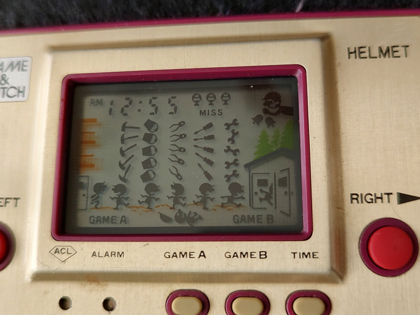 Junk, Broken Vintage Nintendo Game & Watch Helmet LSI Screen /tested-f1003- - Hakushin Retro Game shop