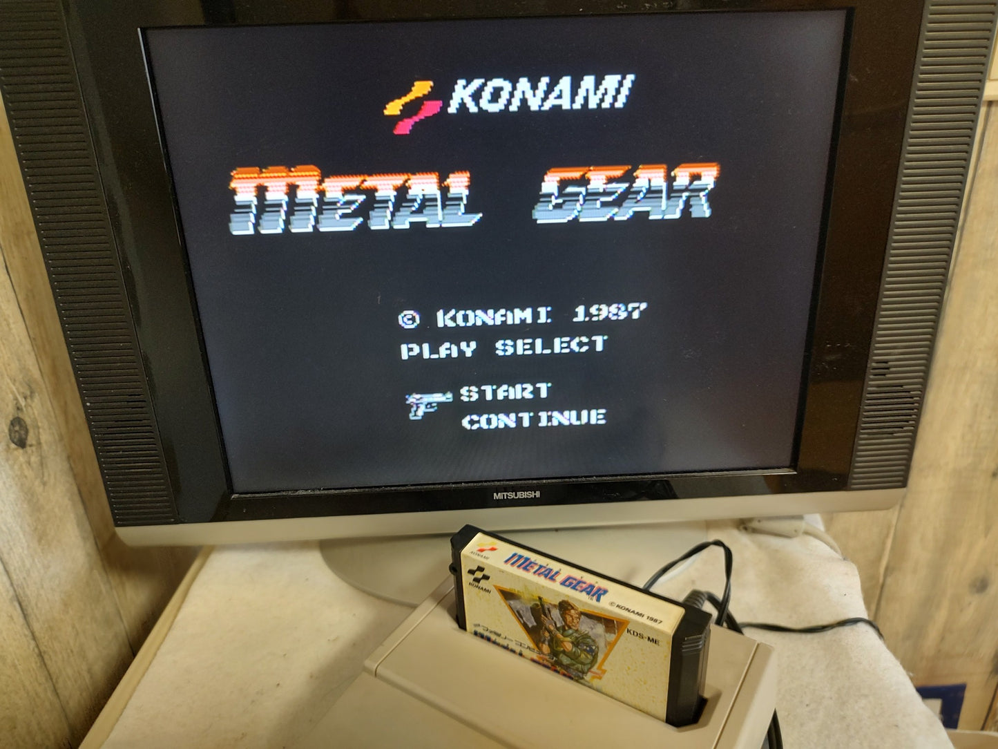 METAL GEAR Famicom FC NES Cartridge only, working-f1206-
