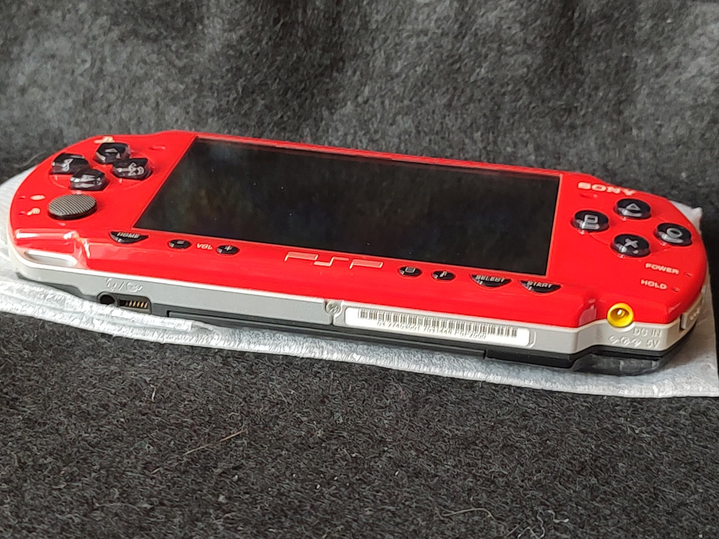 SONY PSP-2000 PSP NEO ZEON RED Gillen's Ambition Special Pack, working-g0130-