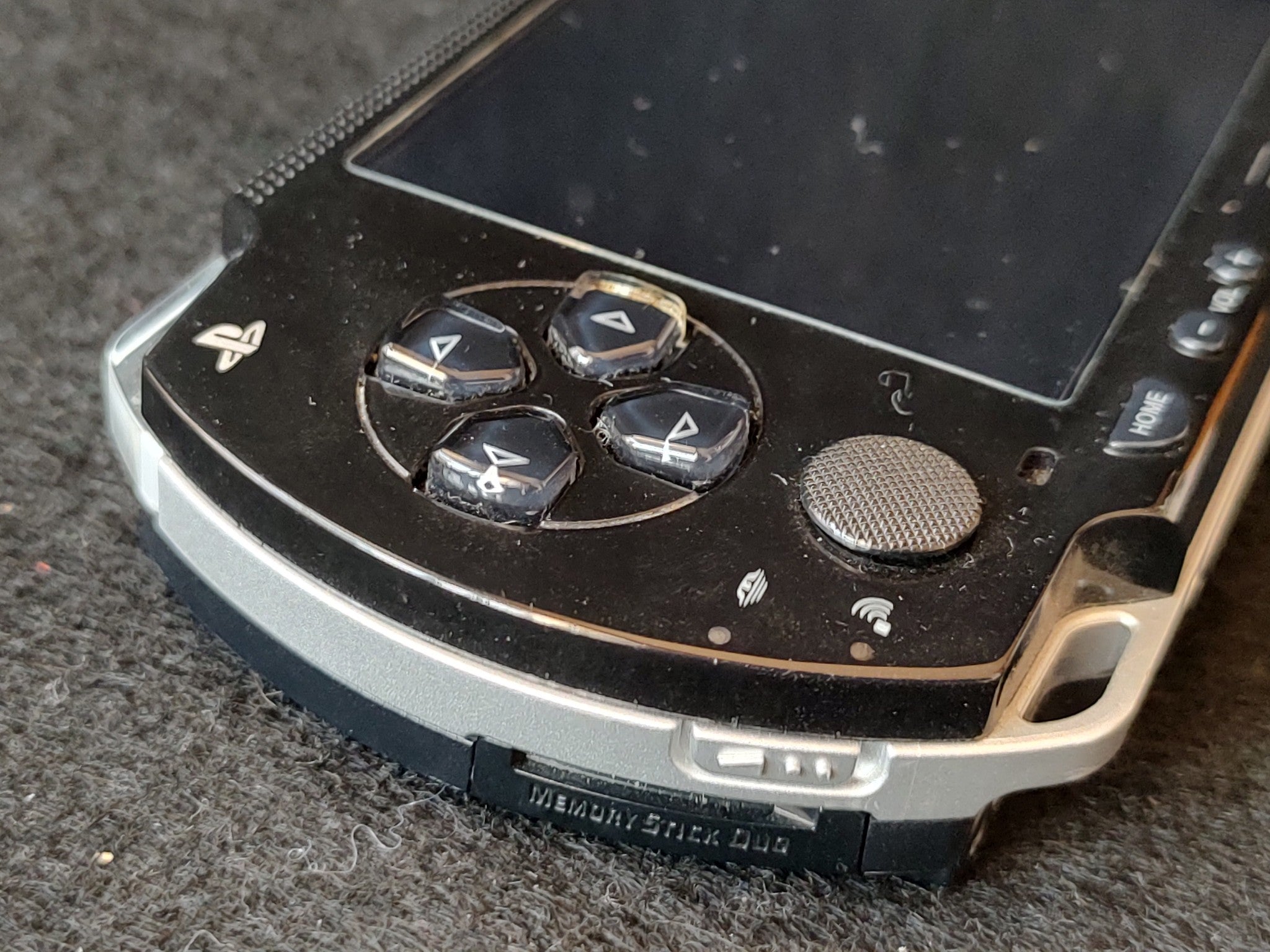 SONY PSP-1000 Console Piano Black color w/32M memory, Working, No