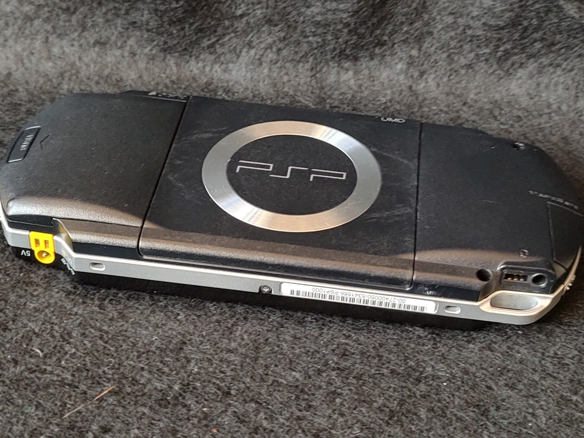 SONY PSP-1000 Console Piano Black color w/32M memory, Working, No-battery -g0130 - Hakushin Retro Game shop