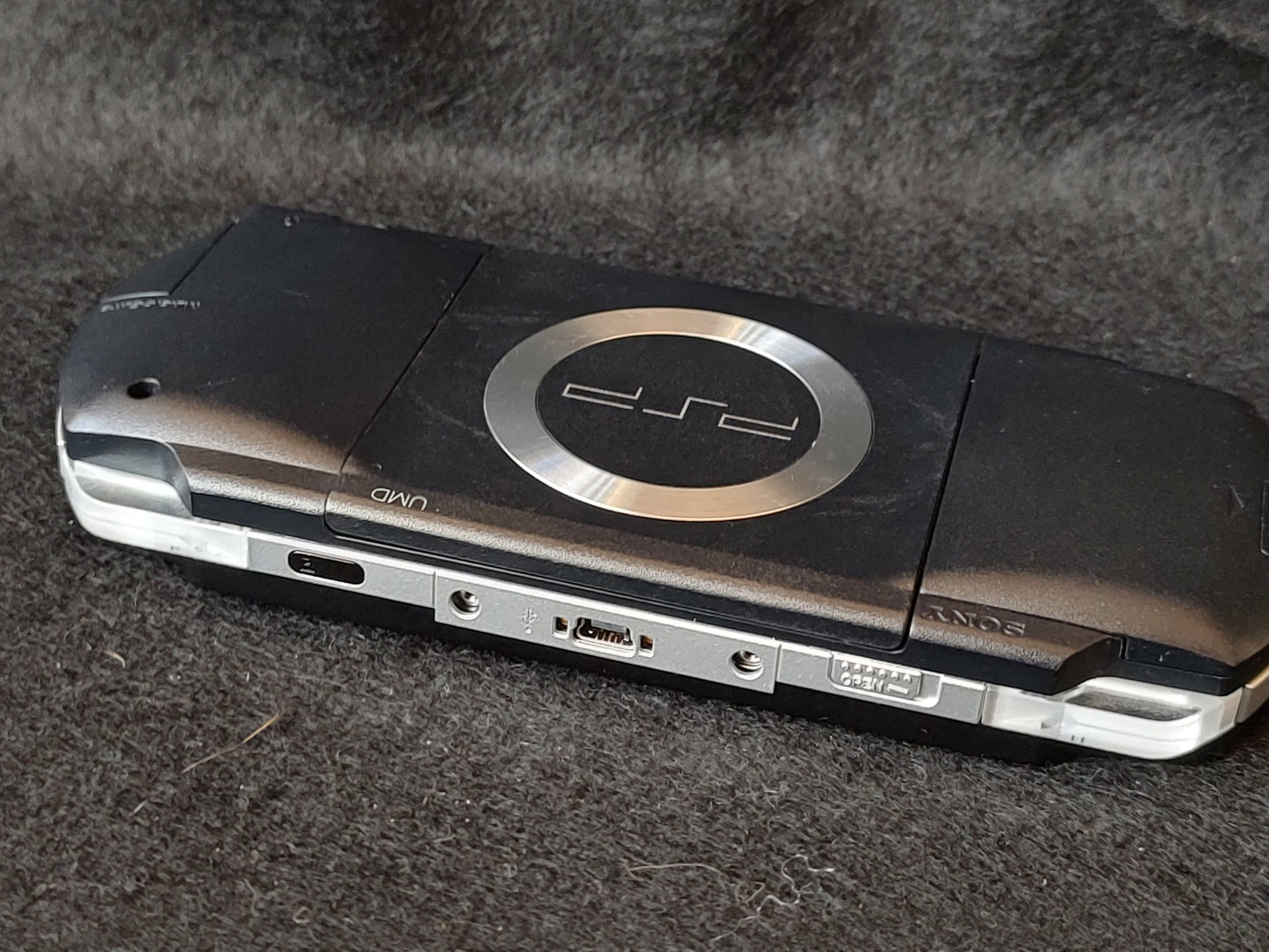 SONY PSP-1000 Console Piano Black color w/32M memory, Working, No-battery -g0130 - Hakushin Retro Game shop