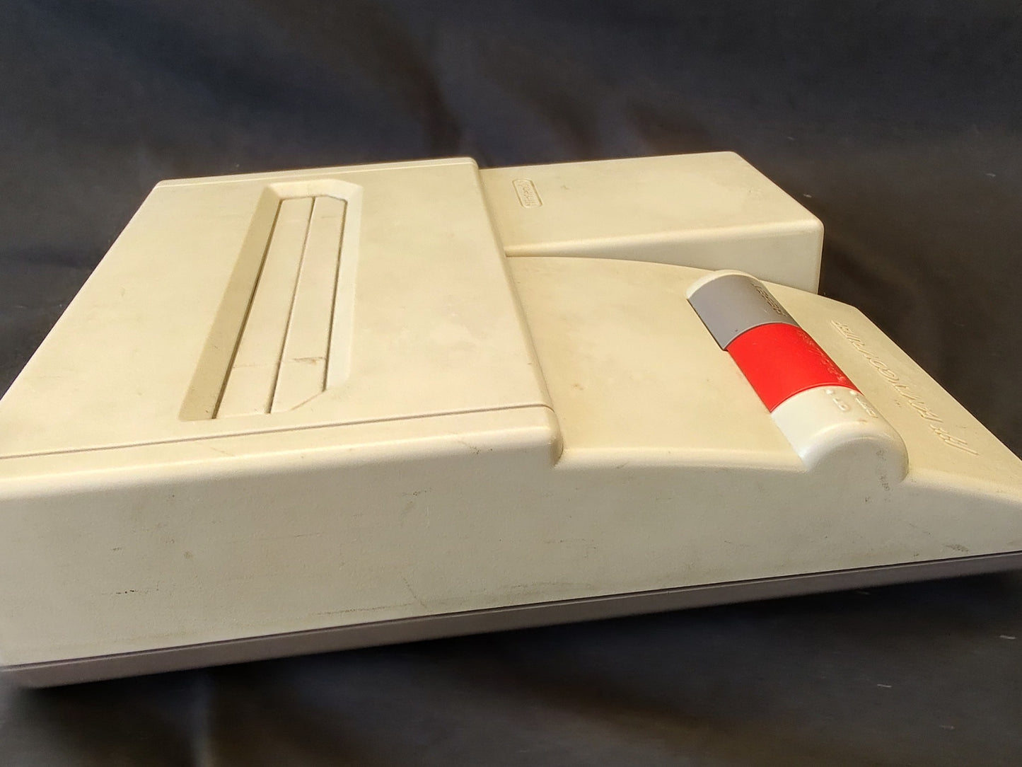 Nintendo New (AV) Famicom (NES2) Console,2 Pads and Games set, Working-g0130-